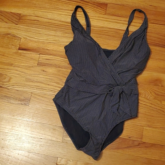 Blue & white polka dot bathing suit - Picture 1 of 6